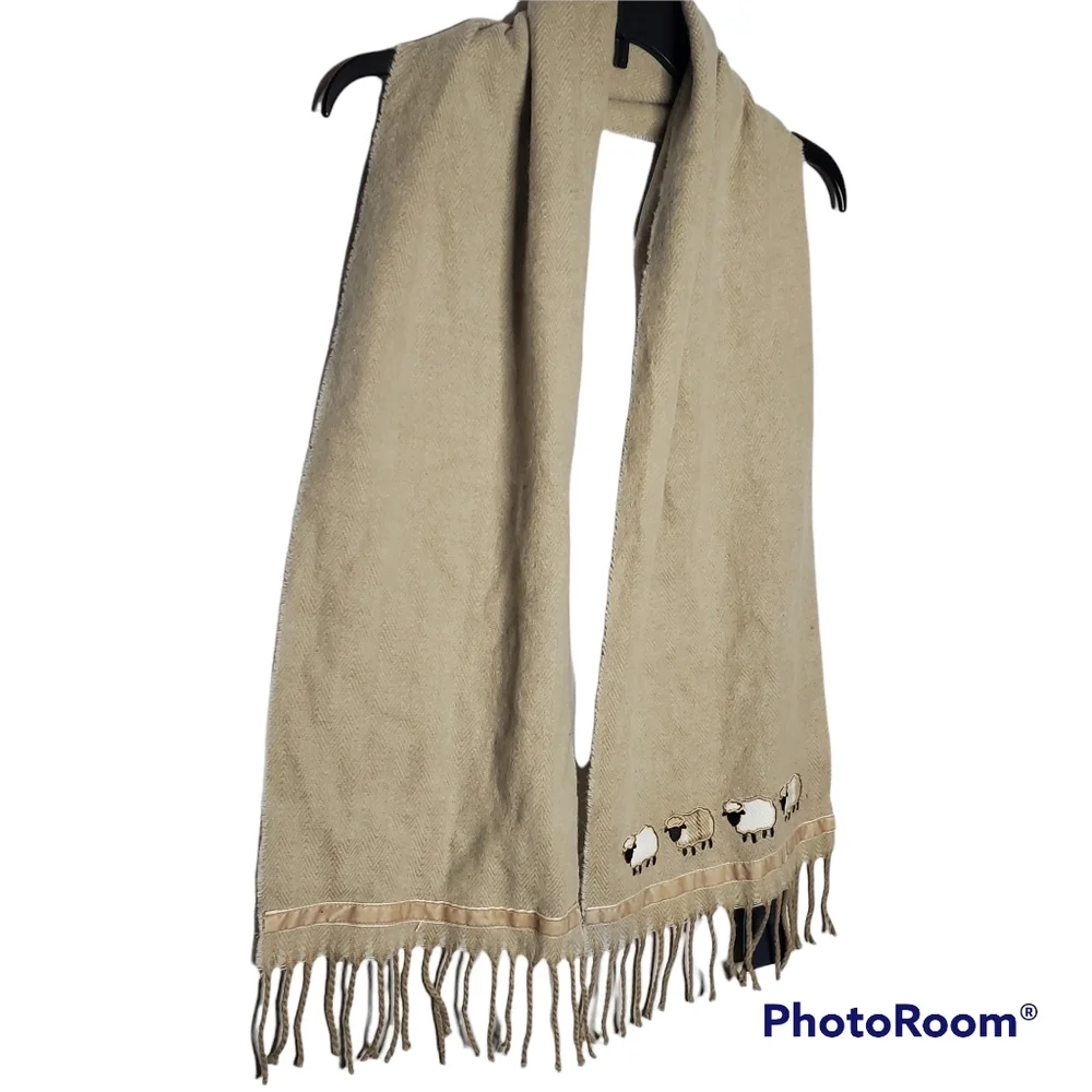 NWT James Pringle Weavers fringe scarf embroidered sheep‎ tan